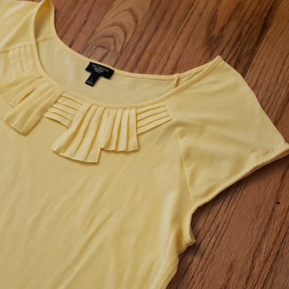 Talbots Yellow Pleated Trim Scoop Neck Cap Sleeve Tee Size: LP